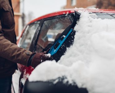 26-Comment prévenir les dommages causés par l'accumulation de neige sur votre voiture